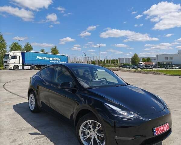 Черный Тесла Model Y, объемом двигателя 0 л и пробегом 63 тыс. км за 25300 $, фото 5 на Automoto.ua