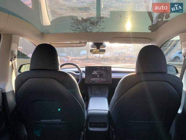 Черный Тесла Model Y, объемом двигателя 0 л и пробегом 25 тыс. км за 26500 $, фото 22 на Automoto.ua
