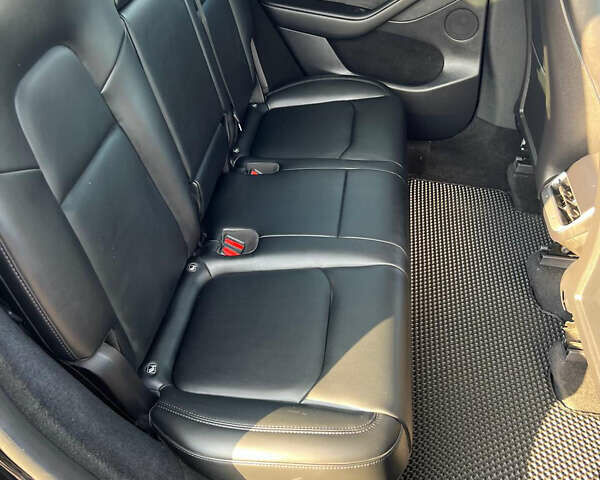 Черный Тесла Model Y, объемом двигателя 0 л и пробегом 22 тыс. км за 25500 $, фото 28 на Automoto.ua