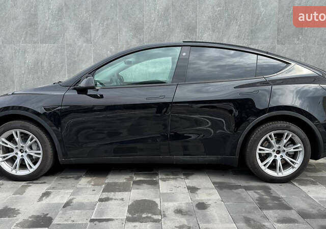 Чорний Тесла Model Y, об'ємом двигуна 0 л та пробігом 44 тис. км за 25500 $, фото 3 на Automoto.ua