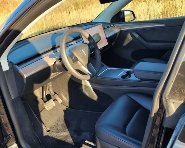 Черный Тесла Model Y, объемом двигателя 0 л и пробегом 57 тыс. км за 23600 $, фото 15 на Automoto.ua