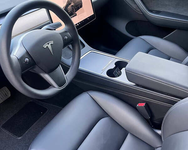 Черный Тесла Model Y, объемом двигателя 0 л и пробегом 35 тыс. км за 26500 $, фото 11 на Automoto.ua