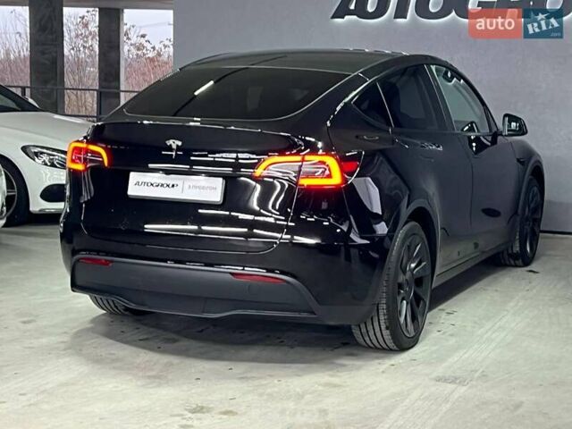Черный Тесла Model Y, объемом двигателя 0 л и пробегом 5 тыс. км за 32000 $, фото 10 на Automoto.ua