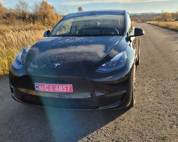 Черный Тесла Model Y, объемом двигателя 0 л и пробегом 57 тыс. км за 23600 $, фото 4 на Automoto.ua