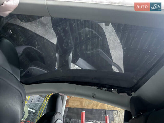 Черный Тесла Model Y, объемом двигателя 0 л и пробегом 46 тыс. км за 16300 $, фото 7 на Automoto.ua
