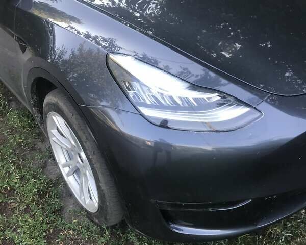 Черный Тесла Model Y, объемом двигателя 0 л и пробегом 59 тыс. км за 25500 $, фото 1 на Automoto.ua