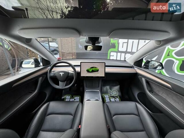 Черный Тесла Model Y, объемом двигателя 0 л и пробегом 1 тыс. км за 34900 $, фото 20 на Automoto.ua