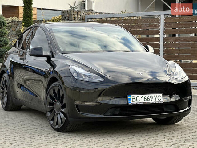 Чорний Тесла Model Y, об'ємом двигуна 0 л та пробігом 38 тис. км за 30799 $, фото 3 на Automoto.ua