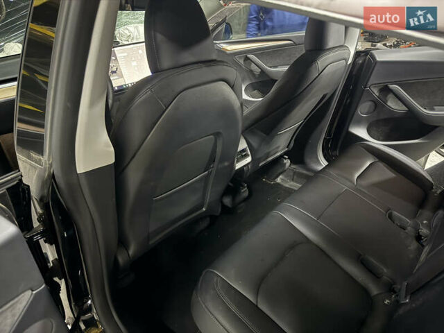 Чорний Тесла Model Y, об'ємом двигуна 0 л та пробігом 46 тис. км за 18500 $, фото 5 на Automoto.ua
