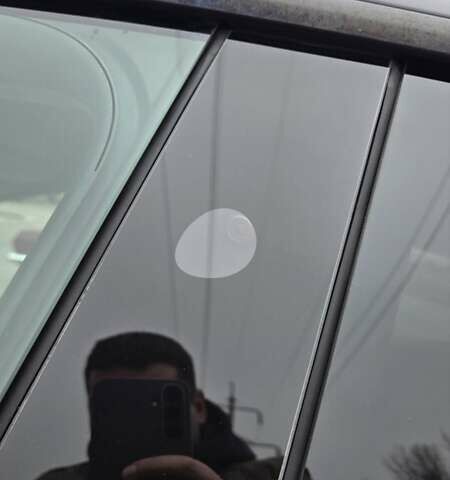 Черный Тесла Model Y, объемом двигателя 0 л и пробегом 49 тыс. км за 28900 $, фото 8 на Automoto.ua