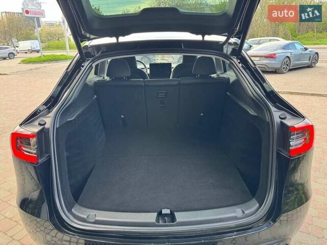 Черный Тесла Model Y, объемом двигателя 0 л и пробегом 10 тыс. км за 33999 $, фото 6 на Automoto.ua