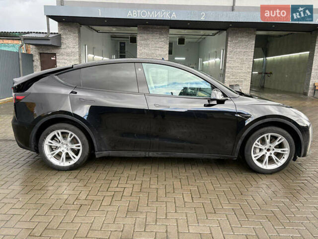 Черный Тесла Model Y, объемом двигателя 0 л и пробегом 59 тыс. км за 18900 $, фото 4 на Automoto.ua