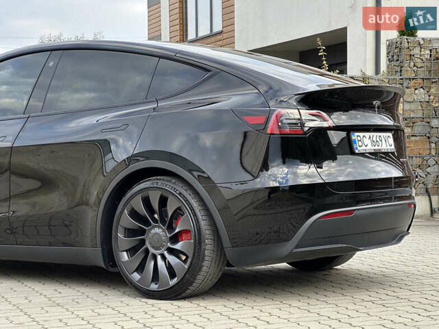 Чорний Тесла Model Y, об'ємом двигуна 0 л та пробігом 38 тис. км за 30799 $, фото 26 на Automoto.ua