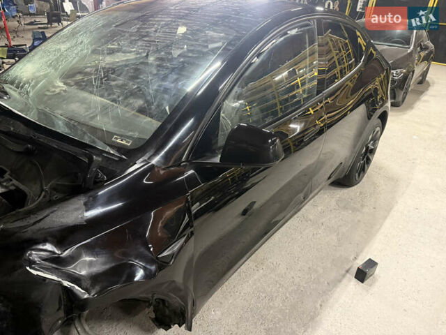 Черный Тесла Model Y, объемом двигателя 0 л и пробегом 46 тыс. км за 16300 $, фото 10 на Automoto.ua