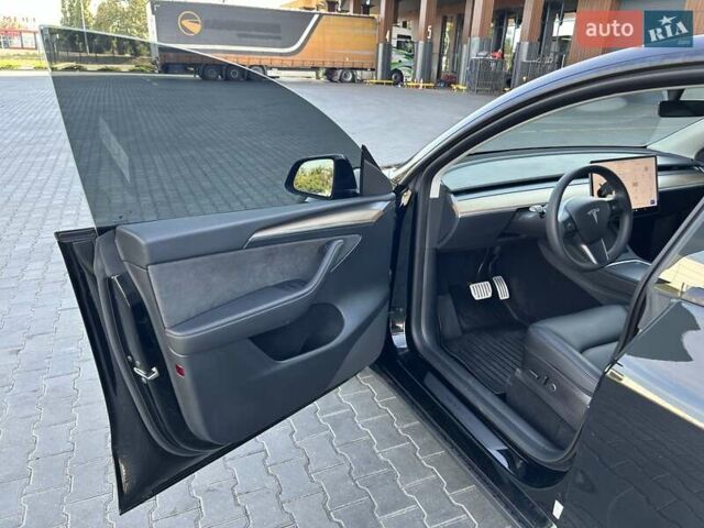 Черный Тесла Model Y, объемом двигателя 0 л и пробегом 14 тыс. км за 30500 $, фото 13 на Automoto.ua