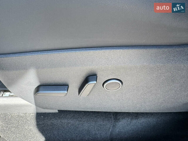 Чорний Тесла Model Y, об'ємом двигуна 0 л та пробігом 28 тис. км за 33000 $, фото 35 на Automoto.ua