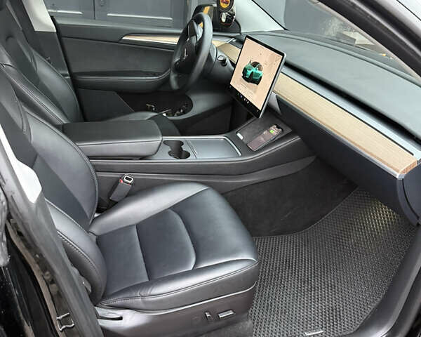 Чорний Тесла Model Y, об'ємом двигуна 0 л та пробігом 33 тис. км за 28499 $, фото 8 на Automoto.ua