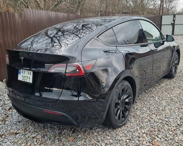 Черный Тесла Model Y, объемом двигателя 0 л и пробегом 17 тыс. км за 31000 $, фото 4 на Automoto.ua