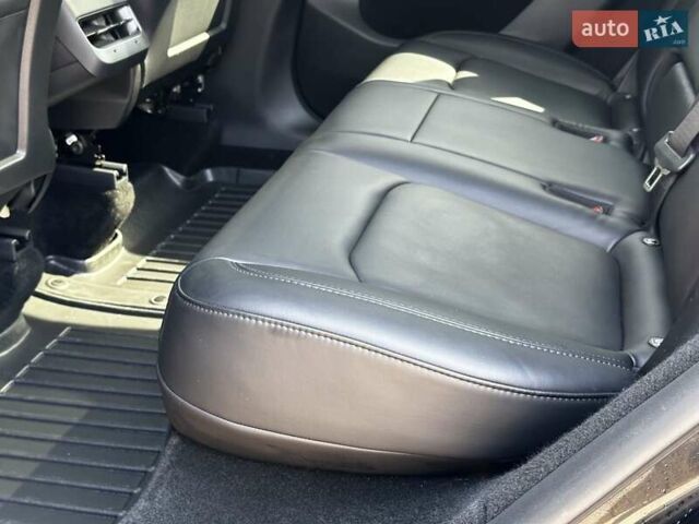 Чорний Тесла Model Y, об'ємом двигуна 0 л та пробігом 105 тис. км за 31999 $, фото 14 на Automoto.ua