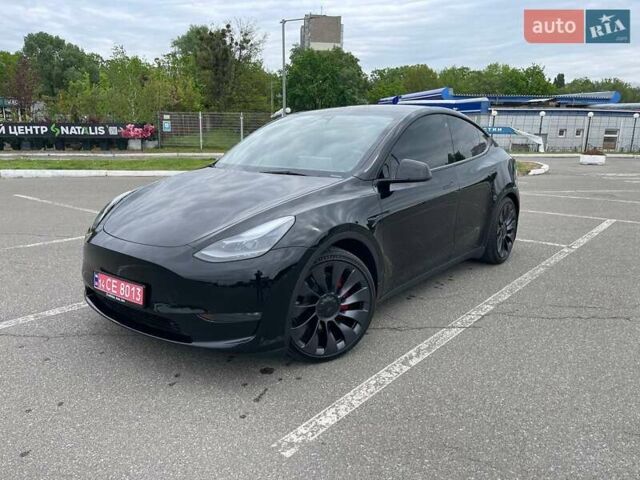 Черный Тесла Model Y, объемом двигателя 0 л и пробегом 53 тыс. км за 29500 $, фото 1 на Automoto.ua