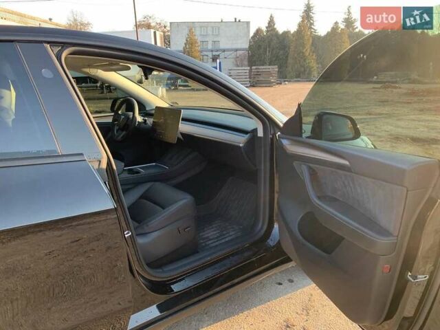 Черный Тесла Model Y, объемом двигателя 0 л и пробегом 25 тыс. км за 26500 $, фото 24 на Automoto.ua