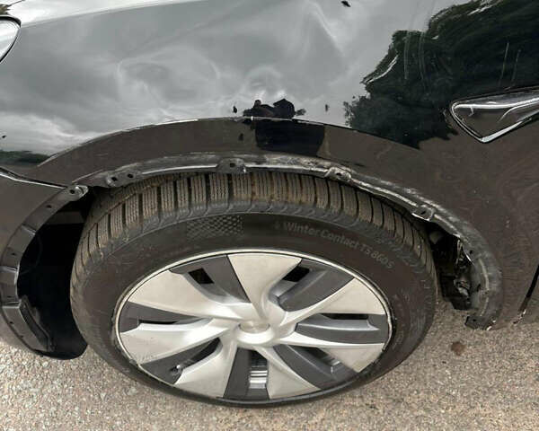 Чорний Тесла Model Y, об'ємом двигуна 0 л та пробігом 27 тис. км за 27399 $, фото 9 на Automoto.ua