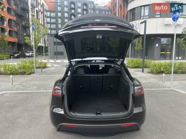 Черный Тесла Model Y, объемом двигателя 0 л и пробегом 44 тыс. км за 37200 $, фото 13 на Automoto.ua