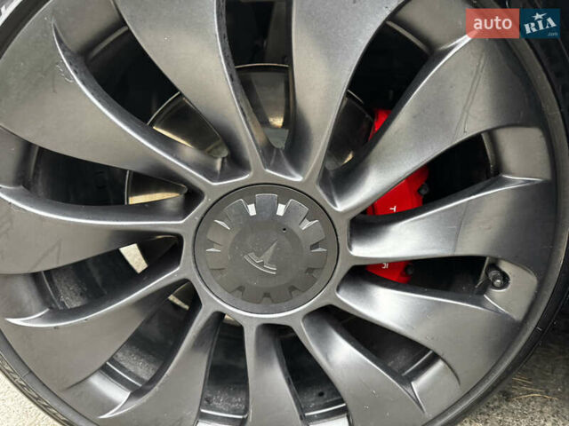 Чорний Тесла Model Y, об'ємом двигуна 0 л та пробігом 56 тис. км за 28700 $, фото 23 на Automoto.ua