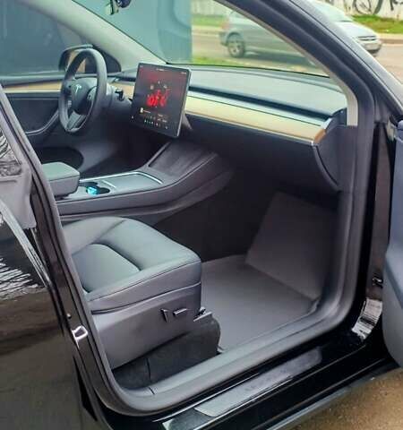 Чорний Тесла Model Y, об'ємом двигуна 0 л та пробігом 54 тис. км за 28000 $, фото 39 на Automoto.ua