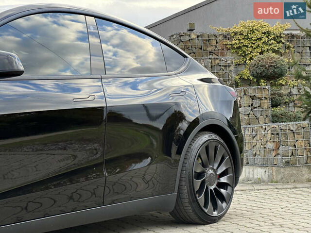 Чорний Тесла Model Y, об'ємом двигуна 0 л та пробігом 38 тис. км за 30799 $, фото 25 на Automoto.ua