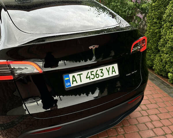 Черный Тесла Model Y, объемом двигателя 0 л и пробегом 8 тыс. км за 29900 $, фото 7 на Automoto.ua