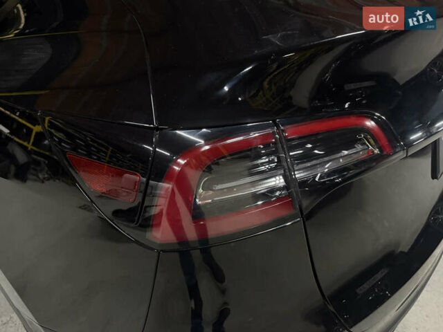 Черный Тесла Model Y, объемом двигателя 0 л и пробегом 46 тыс. км за 16300 $, фото 14 на Automoto.ua