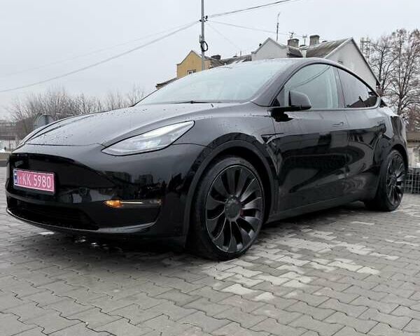 Черный Тесла Model Y, объемом двигателя 0 л и пробегом 84 тыс. км за 25900 $, фото 1 на Automoto.ua