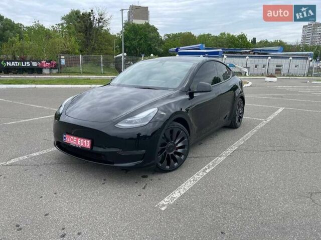 Черный Тесла Model Y, объемом двигателя 0 л и пробегом 53 тыс. км за 29500 $, фото 2 на Automoto.ua