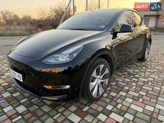 Черный Тесла Model Y, объемом двигателя 0 л и пробегом 15 тыс. км за 27000 $, фото 2 на Automoto.ua