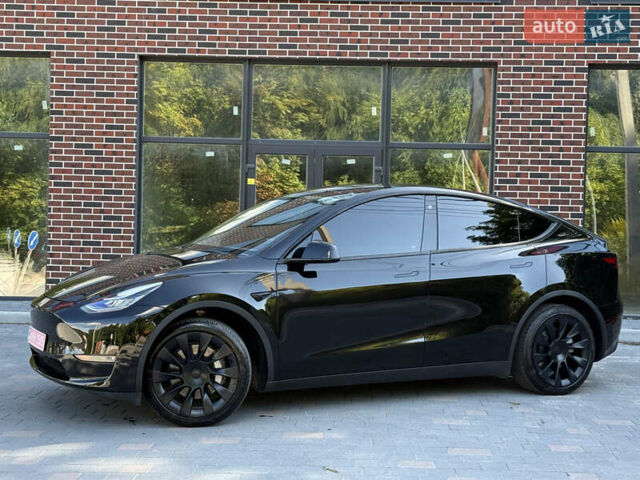 Черный Тесла Model Y, объемом двигателя 0 л и пробегом 36 тыс. км за 26800 $, фото 3 на Automoto.ua