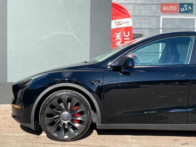 Черный Тесла Model Y, объемом двигателя 0 л и пробегом 17 тыс. км за 34500 $, фото 3 на Automoto.ua