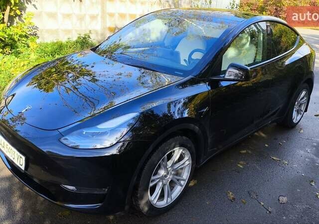 Черный Тесла Model Y, объемом двигателя 0 л и пробегом 32 тыс. км за 26900 $, фото 7 на Automoto.ua
