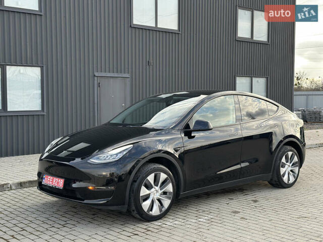 Черный Тесла Model Y, объемом двигателя 0 л и пробегом 39 тыс. км за 25000 $, фото 7 на Automoto.ua