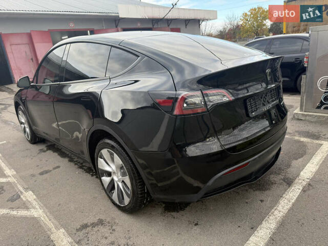 Тесла Model Y 2023 в Калиновке на Automoto.ua Черный Тесла Model Y, объемом двигателя 0 л и пробегом 110 тыс. км за 24500 $, фото 2 на Automoto.ua