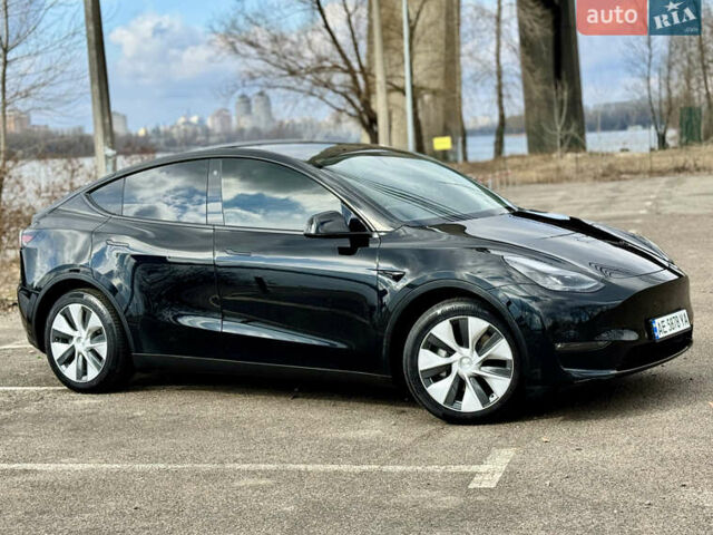 Черный Тесла Model Y, объемом двигателя 0 л и пробегом 29 тыс. км за 27077 $, фото 8 на Automoto.ua