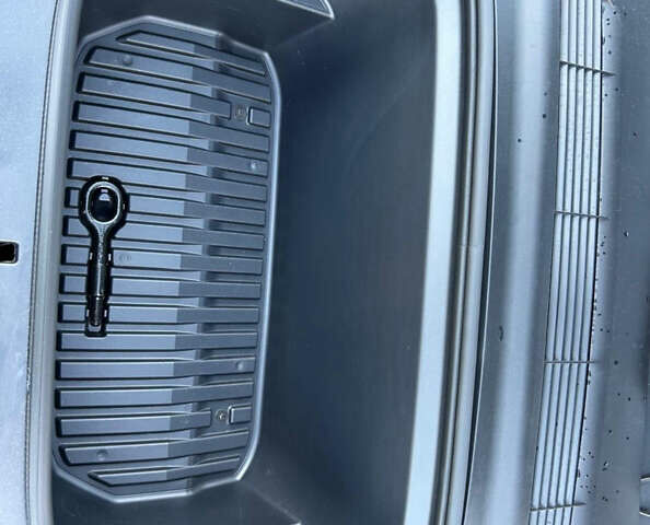 Черный Тесла Model Y, объемом двигателя 0 л и пробегом 16 тыс. км за 29200 $, фото 19 на Automoto.ua