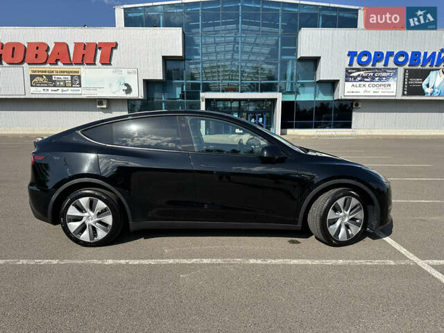 Черный Тесла Model Y, объемом двигателя 0 л и пробегом 31 тыс. км за 30500 $, фото 4 на Automoto.ua