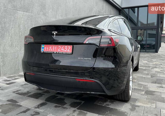 Чорний Тесла Model Y, об'ємом двигуна 0 л та пробігом 44 тис. км за 25500 $, фото 9 на Automoto.ua