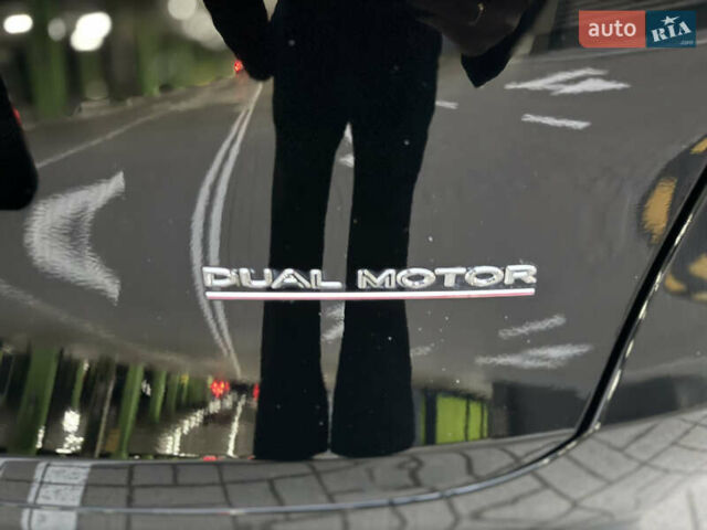 Черный Тесла Model Y, объемом двигателя 0 л и пробегом 16 тыс. км за 34000 $, фото 16 на Automoto.ua