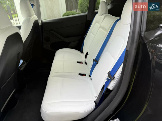 Черный Тесла Model Y, объемом двигателя 0 л и пробегом 32 тыс. км за 33700 $, фото 28 на Automoto.ua