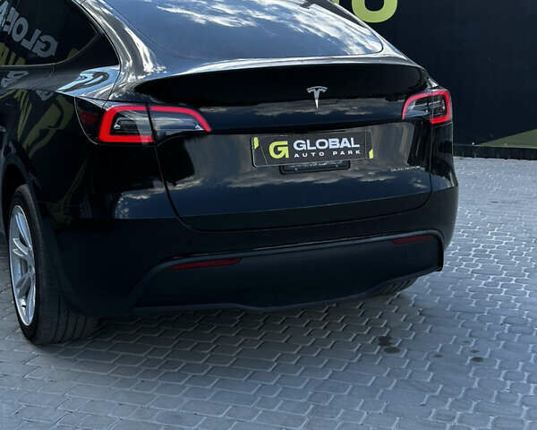 Черный Тесла Model Y, объемом двигателя 0 л и пробегом 26 тыс. км за 29600 $, фото 18 на Automoto.ua