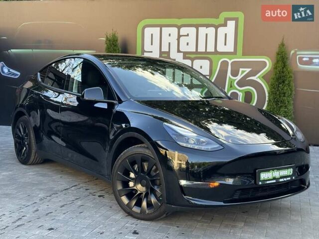 Черный Тесла Model Y, объемом двигателя 0 л и пробегом 1 тыс. км за 33900 $, фото 4 на Automoto.ua