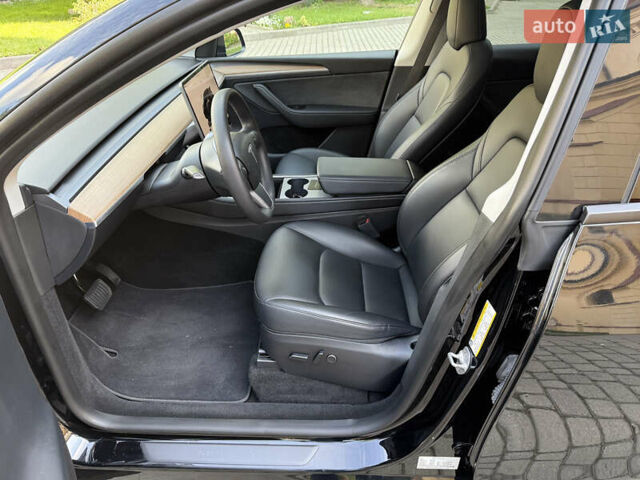 Черный Тесла Model Y, объемом двигателя 0 л и пробегом 58 тыс. км за 27500 $, фото 8 на Automoto.ua