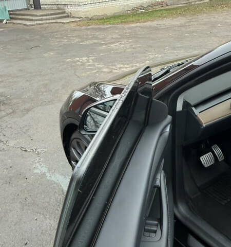 Чорний Тесла Model Y, об'ємом двигуна 0 л та пробігом 48 тис. км за 27500 $, фото 5 на Automoto.ua
